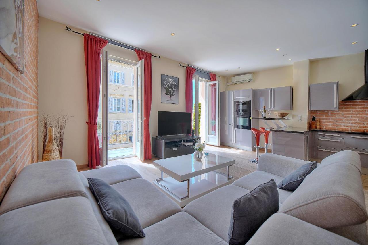 Moderne 3 Pieces Idealement Situe Centre De Cannes L! A2B22 Exterior photo