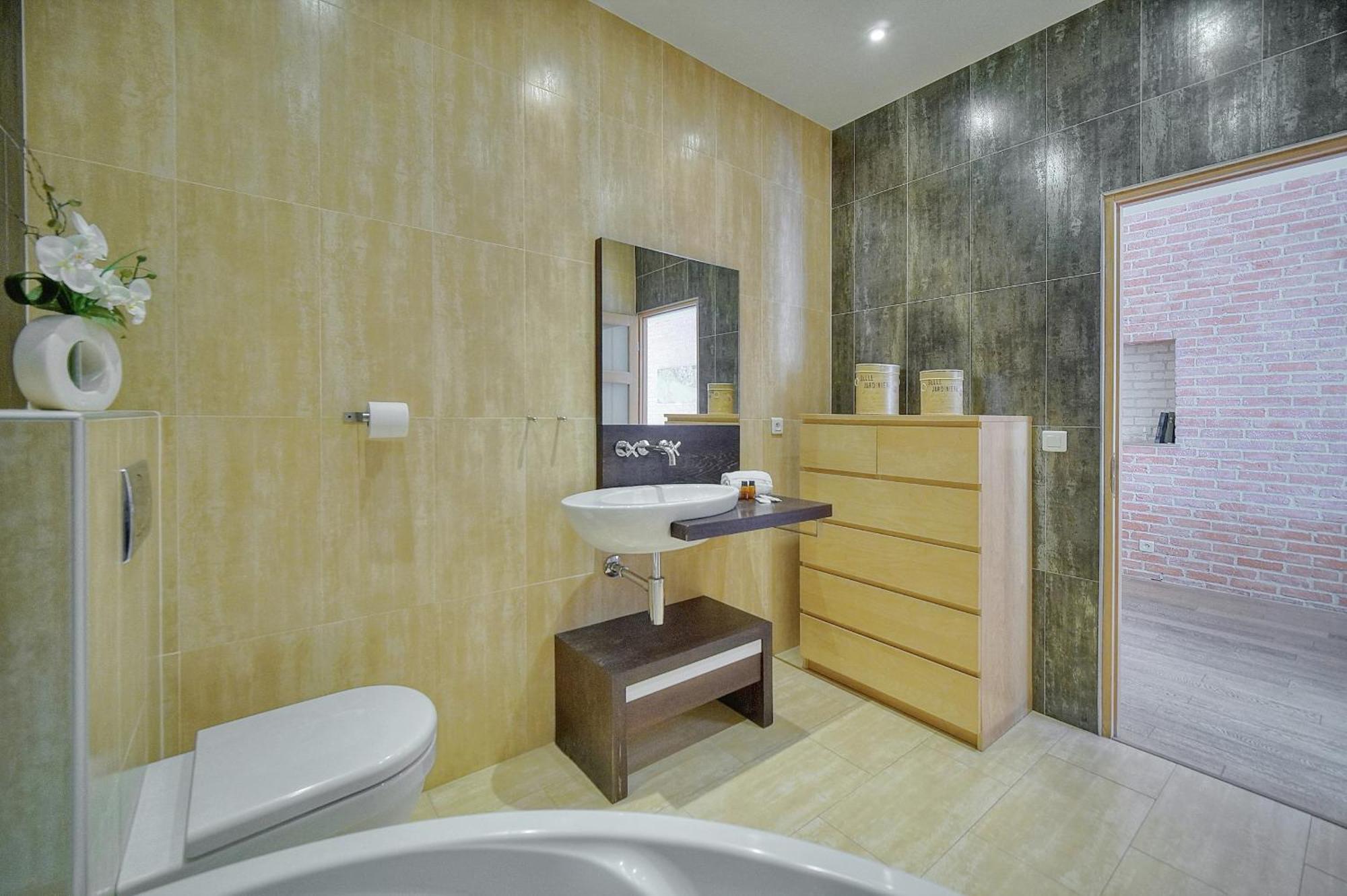Moderne 3 Pieces Idealement Situe Centre De Cannes L! A2B22 Exterior photo