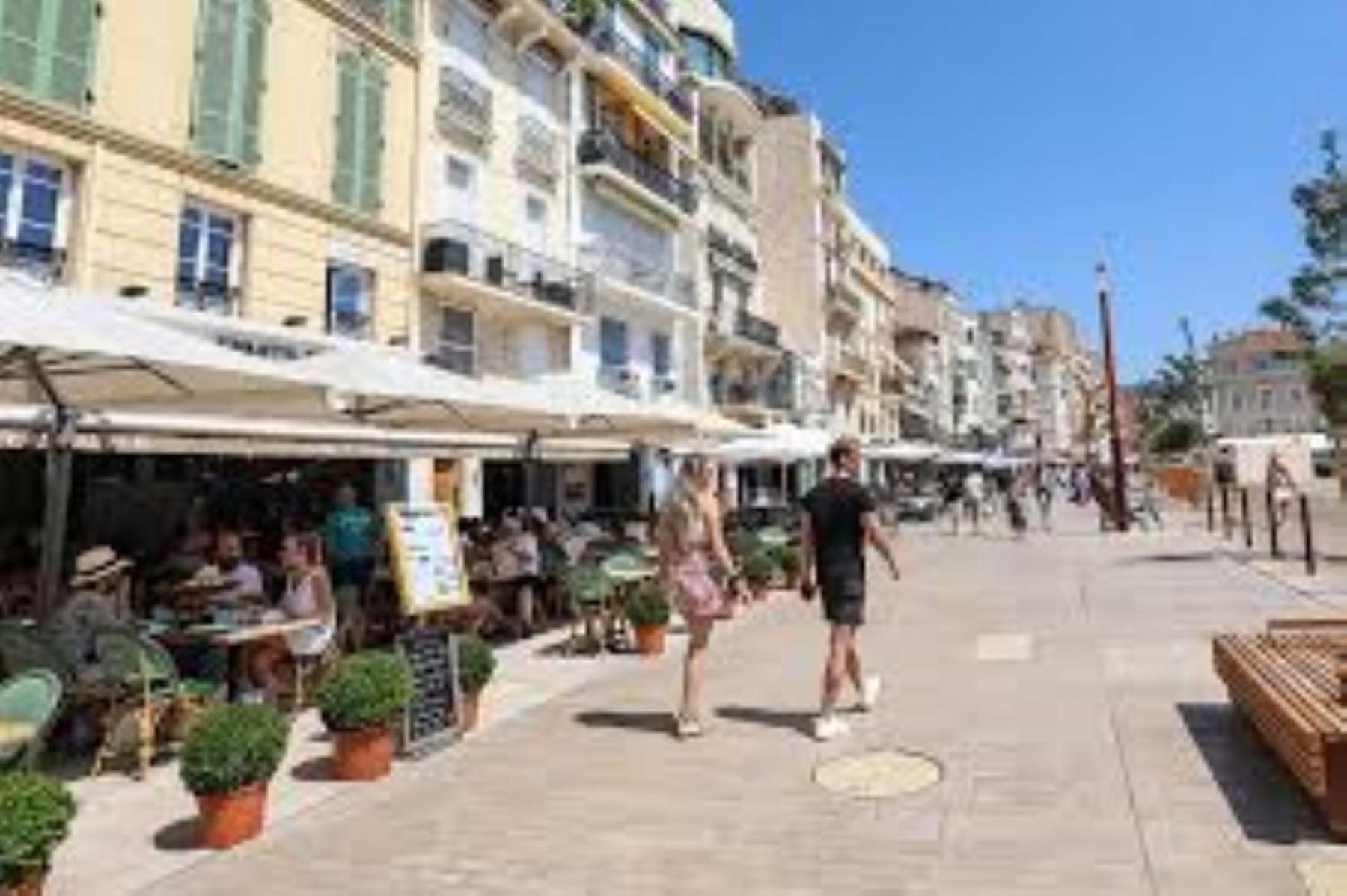 Moderne 3 Pieces Idealement Situe Centre De Cannes L! A2B22 Exterior photo